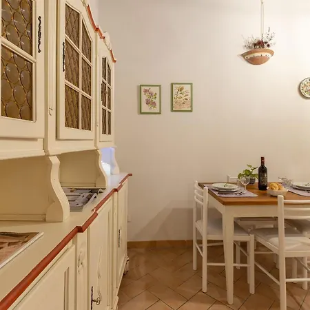 Appartement Santacroce Nest-hosted By Sweetstay